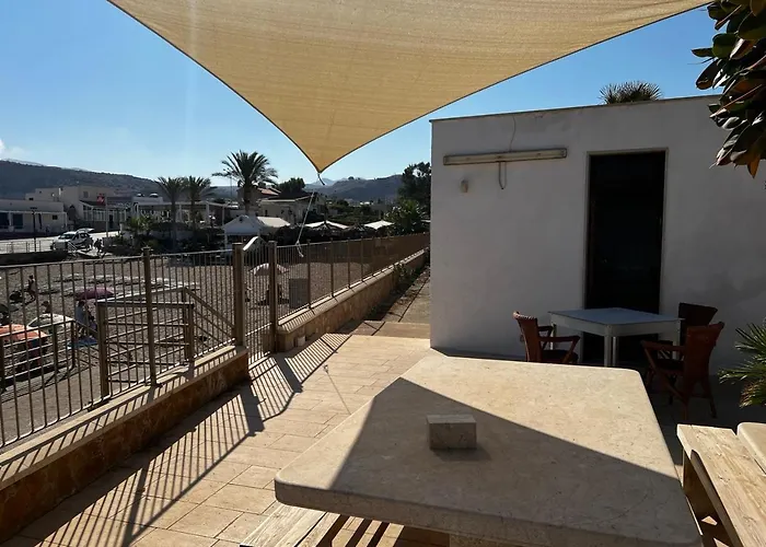 Terrazze Cofano 3* كوستوناتشي