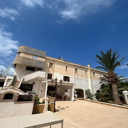 Πανσιόν Terrazze Cofano Custonaci